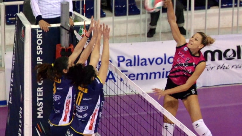 Volley: A2 Femminile, Forlì batte Aversa e fa il vuoto