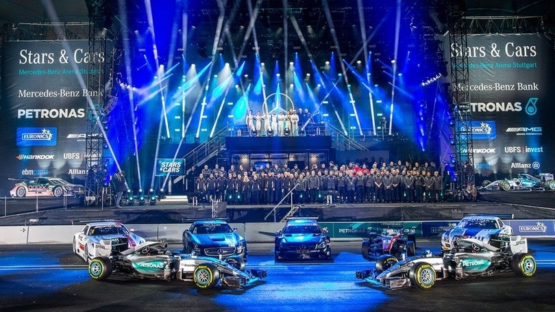 Mercedes Stars and Cars: la notte delle Stelle