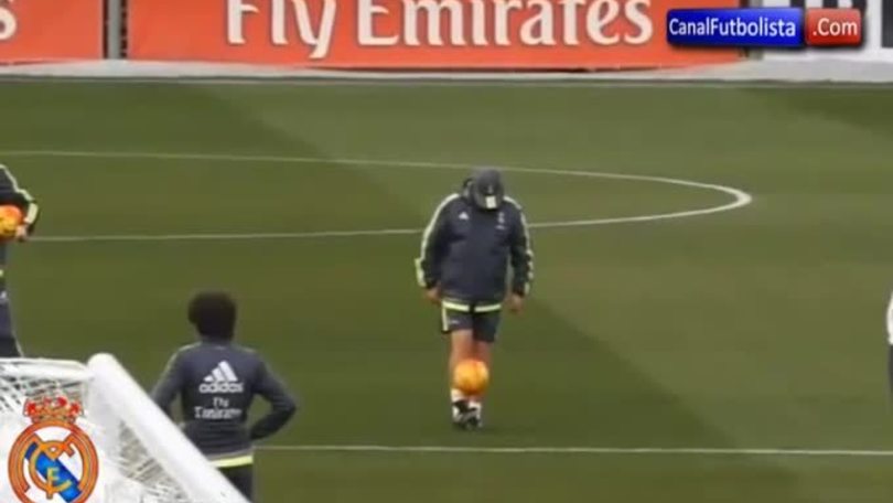 Benitez si prepara così alla sfida con la Roma