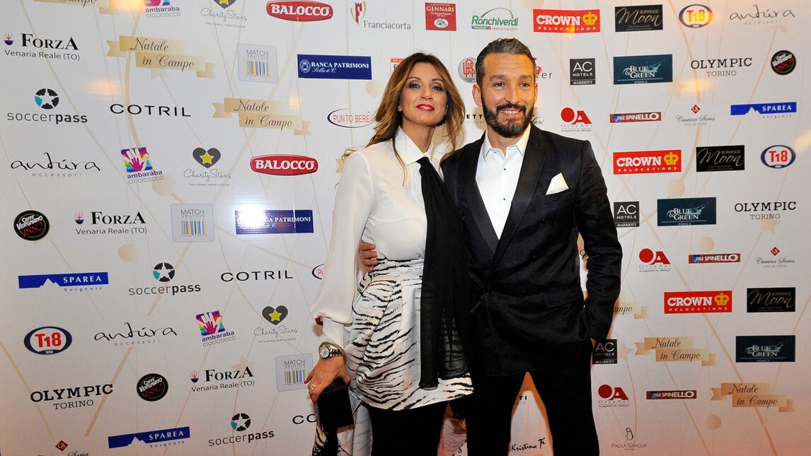 <p>La showgirl all'evento benefico Natale in campo&nbsp;a favore del Reparto di terapia intensiva neonatale della clinica universitaria&nbsp;del Sant'Anna</p>
