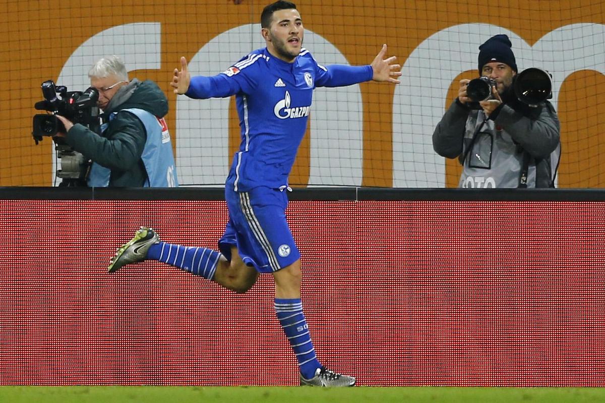 Calciomercato, Kolasinac più vicino: «Roma fantastica»
