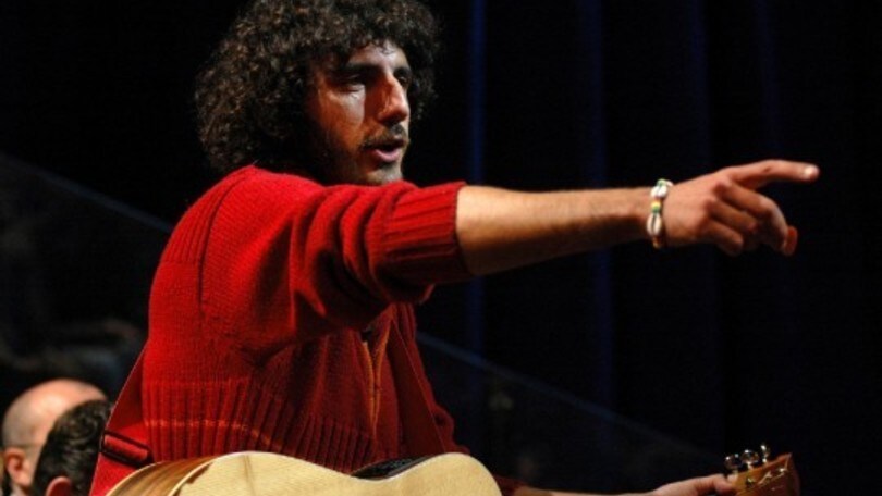 Andrea Rivera: «Vi racconto il mio spettacolo di strada»