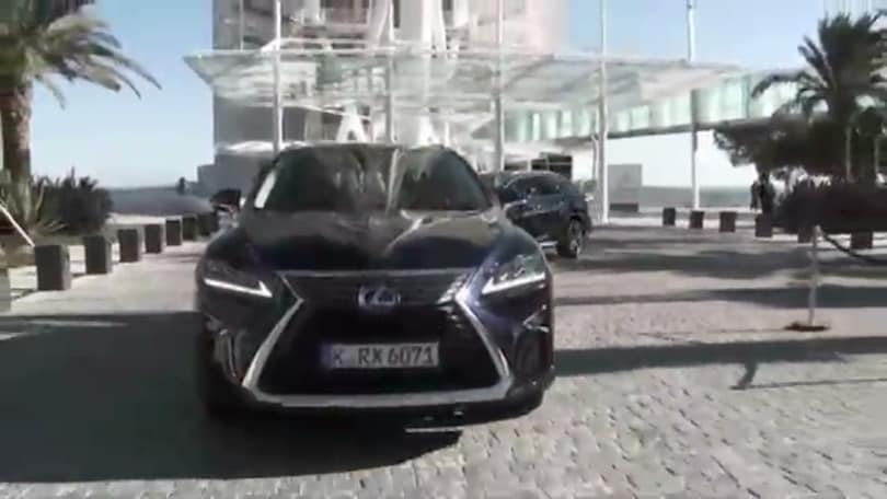Lexus RX 450 h, la nuova icona dei SUV