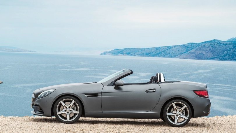 Mercedes SLC, addio SLK, ecco la nuova roadster