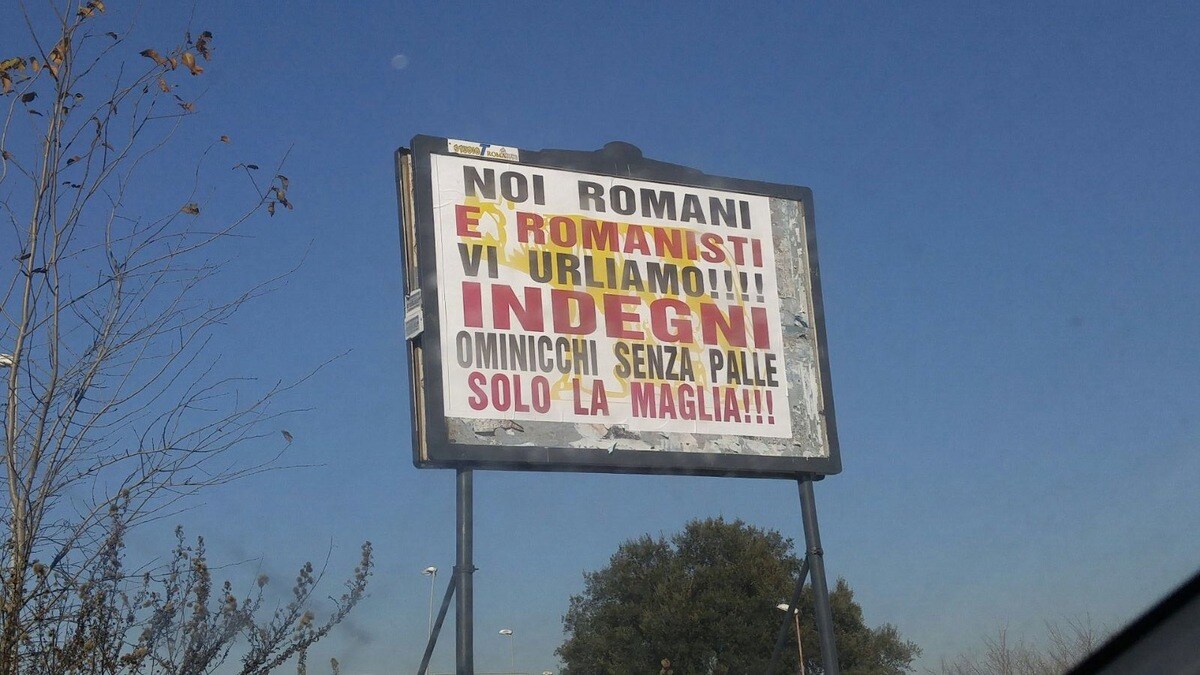 Serie A, Roma contestata: «Indegni e senza p....»