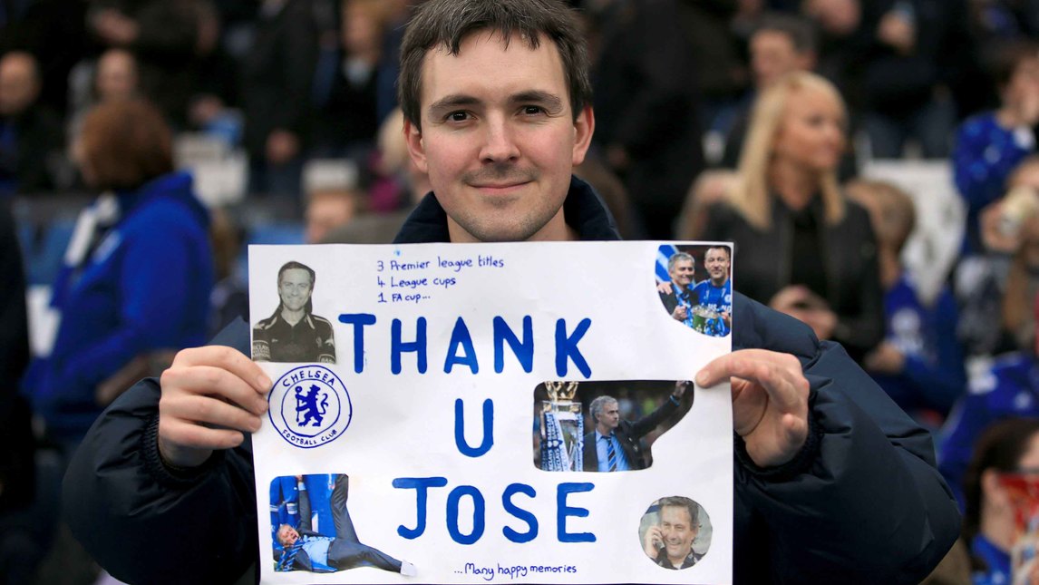 Chelsea, i tifosi sono tutti con Mourinho