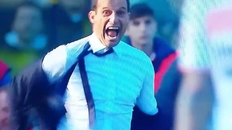 Allegri si arrabbia e si trasforma in Hulk