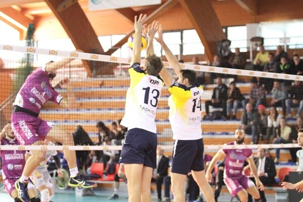 Volley: A2 Maschile, il PalaGlobo è inespugnabile