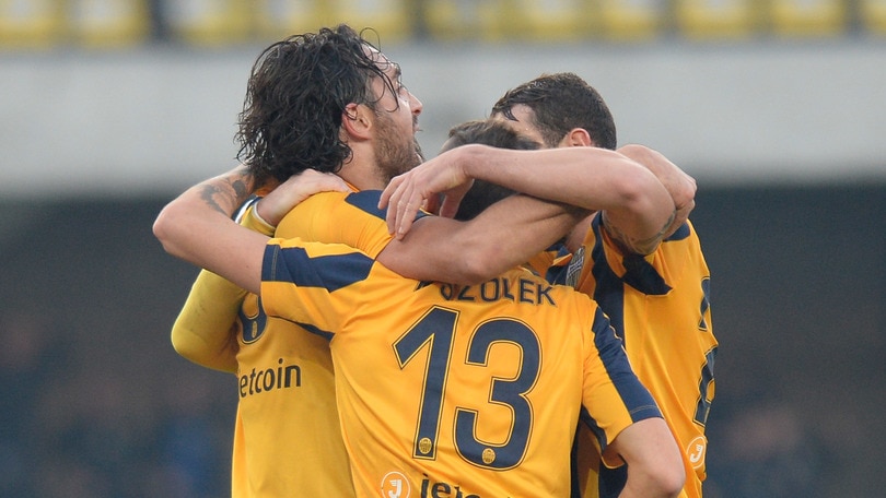 Serie A Verona, Emanuelson primo allenamento con il gruppo