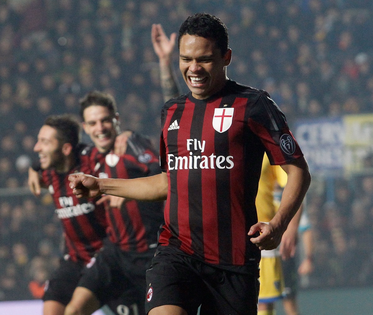 Serie A, Frosinone-Milan 2-4: Mihajlovic per ora è salvo