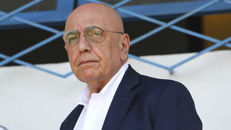 Milan, Curva contro Galliani: «Vero colpo è il suo addio»