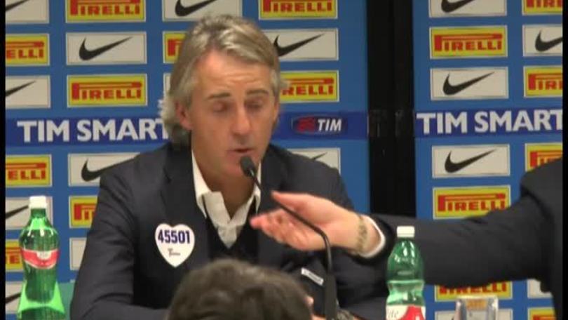 Mancini: "Tanti regali, ci siamo vestiti da Babbo Natale"