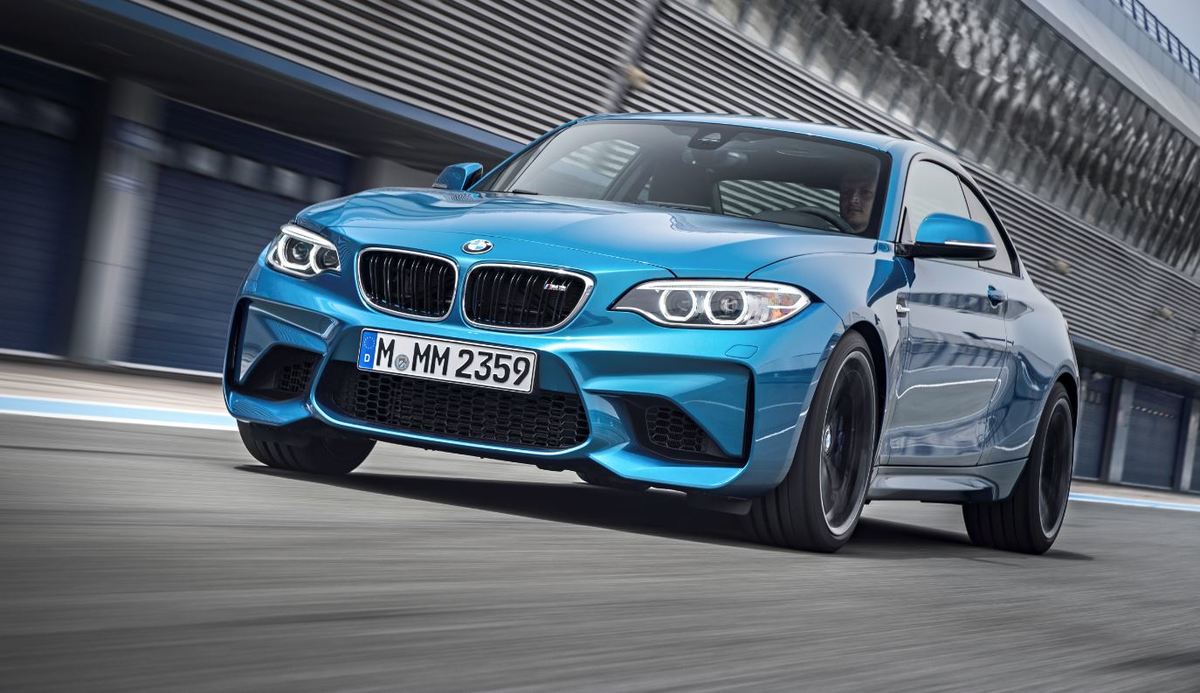 BMW M2 e X4 M40i, doppio debutto ad alto potenziale
