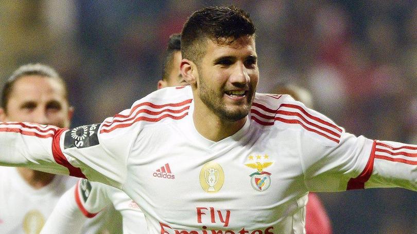 Calciomercato Fiorentina, Corvino segue Lisandro Lopez