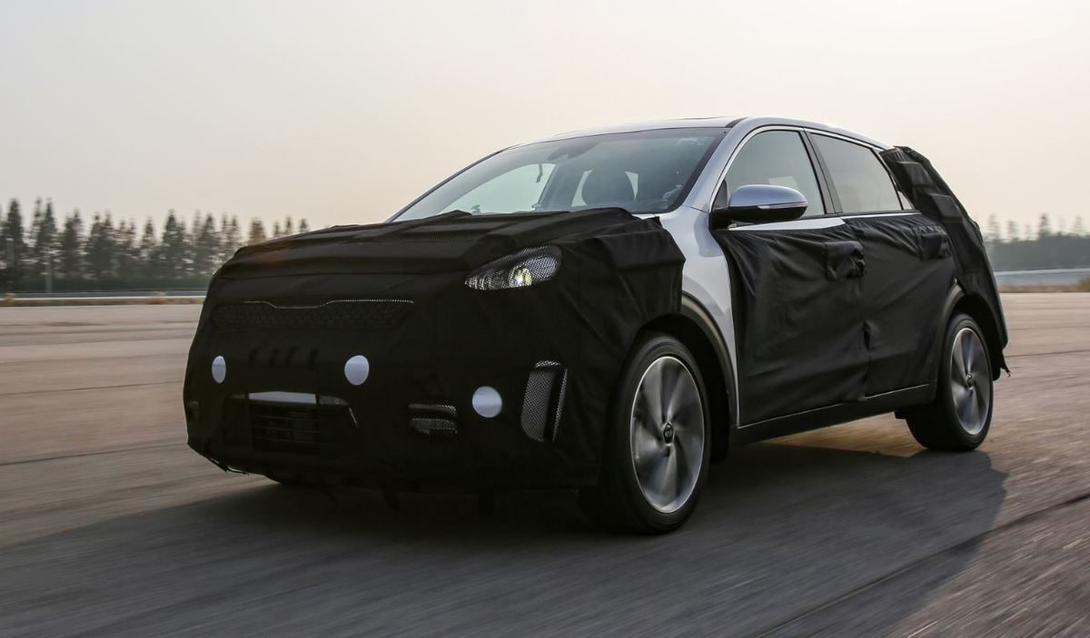 Kia Niro, nel 2016 arriva il SUV ibrido