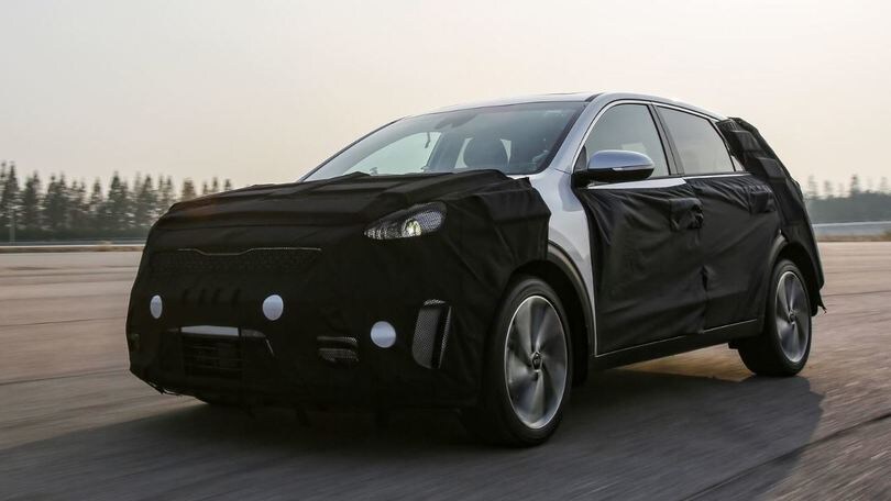 Kia Niro, nel 2016 arriva il SUV ibrido
