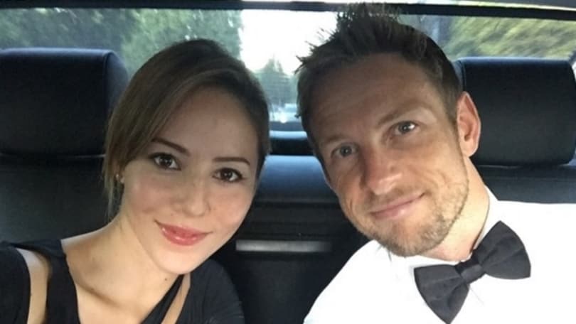 F1, divorzio per Jenson Button: ecco la bella Jessica Michibata