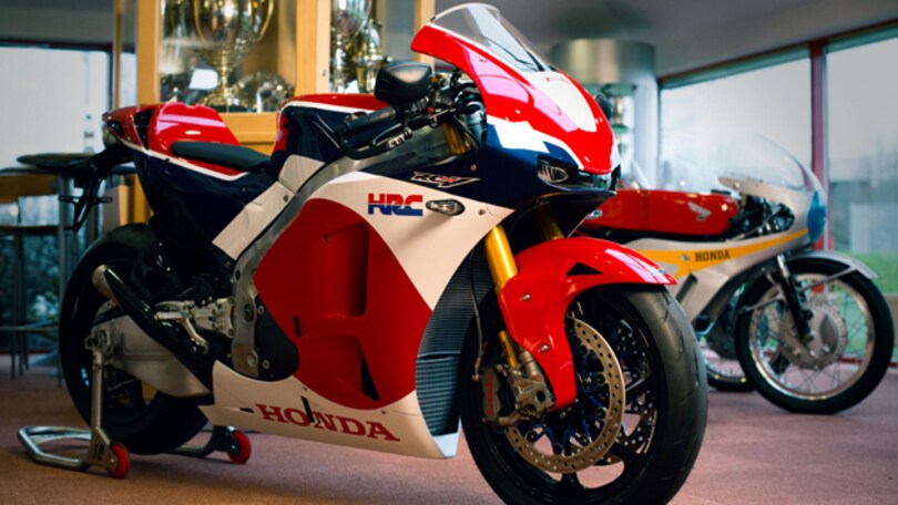 Honda RC213V-S: consegnata la “prima” moto di Marquez