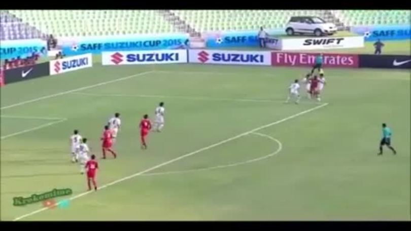 Maldive, ecco il gol più bello di Natale