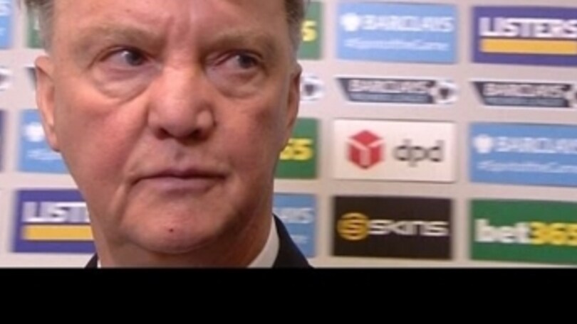 Lo sguardo di Van Gaal gela il giornalista