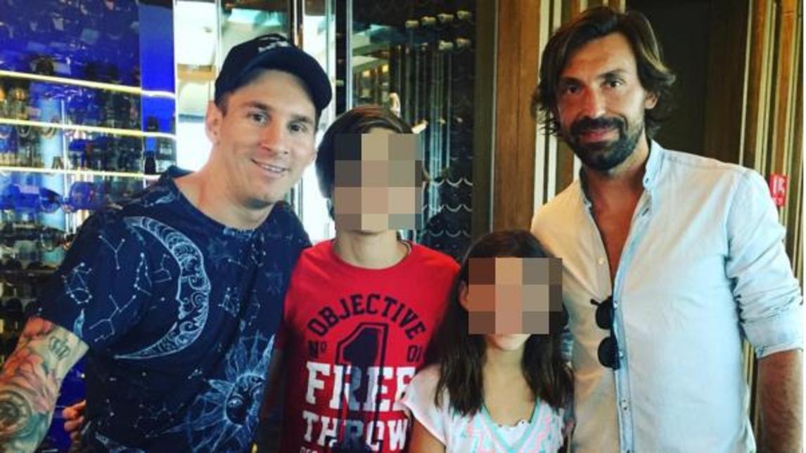 Messi a Dubai, foto con Pirlo e Pogba