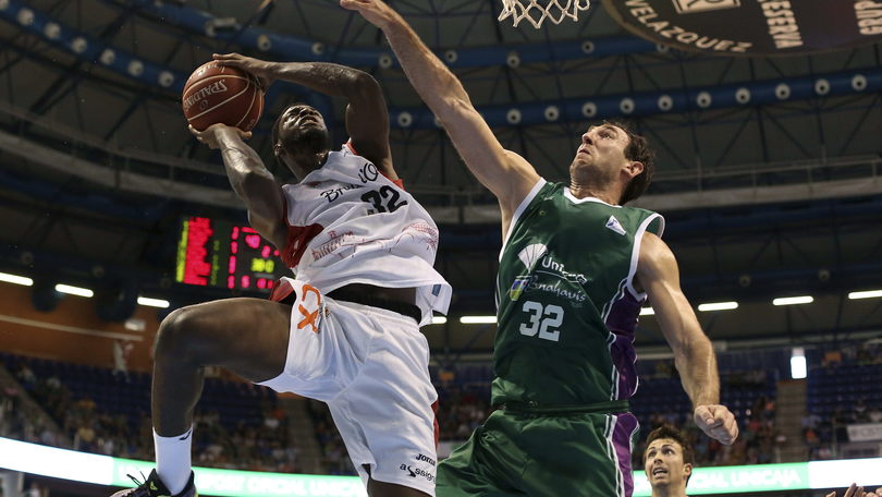 Basket Serie A, colpo Reggio Emilia con Golubovic
