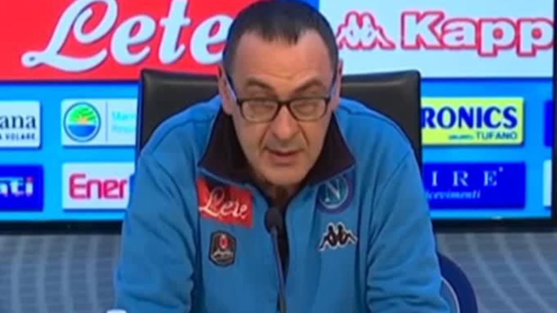 Sarri: "Gli arbitri italiani non sono i migliori al mondo"