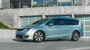 Chrysler Pacifica, Salone di Detroit 2016