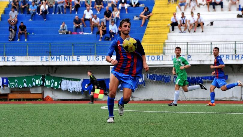 Prima B - Il Real Fieschi esulta con un gol per tempo
