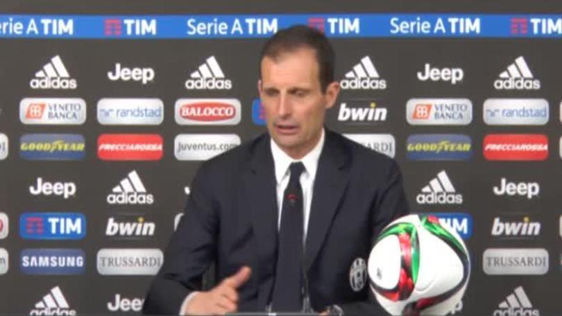 Allegri: "Duello Napoli-Juve? Inter e Fiorentina sono in corsa"