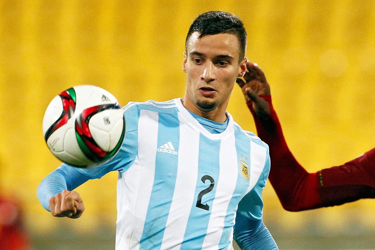 Calciomercato: Mammana, il Napoli beffa la Fiorentina