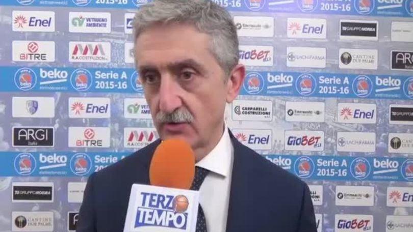 Calvani si complimenta con Brindisi