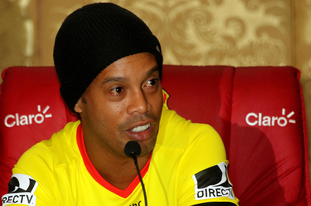 Calciomercato, Ronaldinho: «Neymar non andrà al Real Madrid»