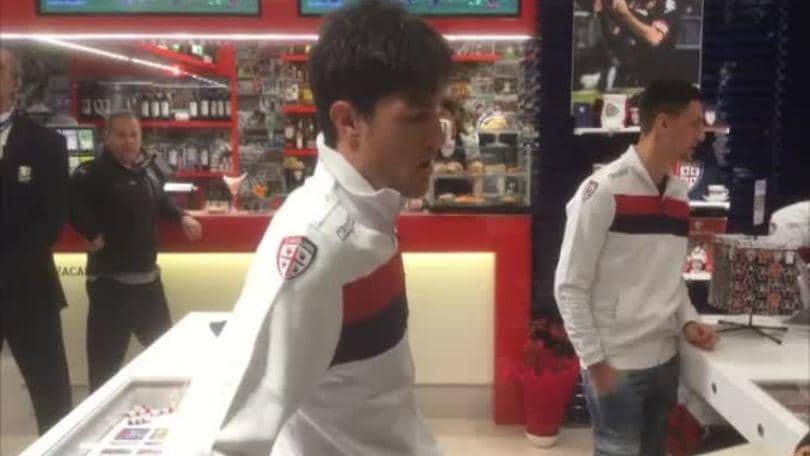 Cagliari, incontro coi tifosi