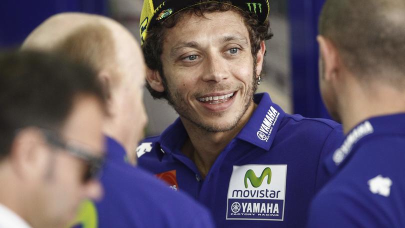MotoGp Yamaha, Rossi: «Vinales è forte, Iannone tra i più veloci»