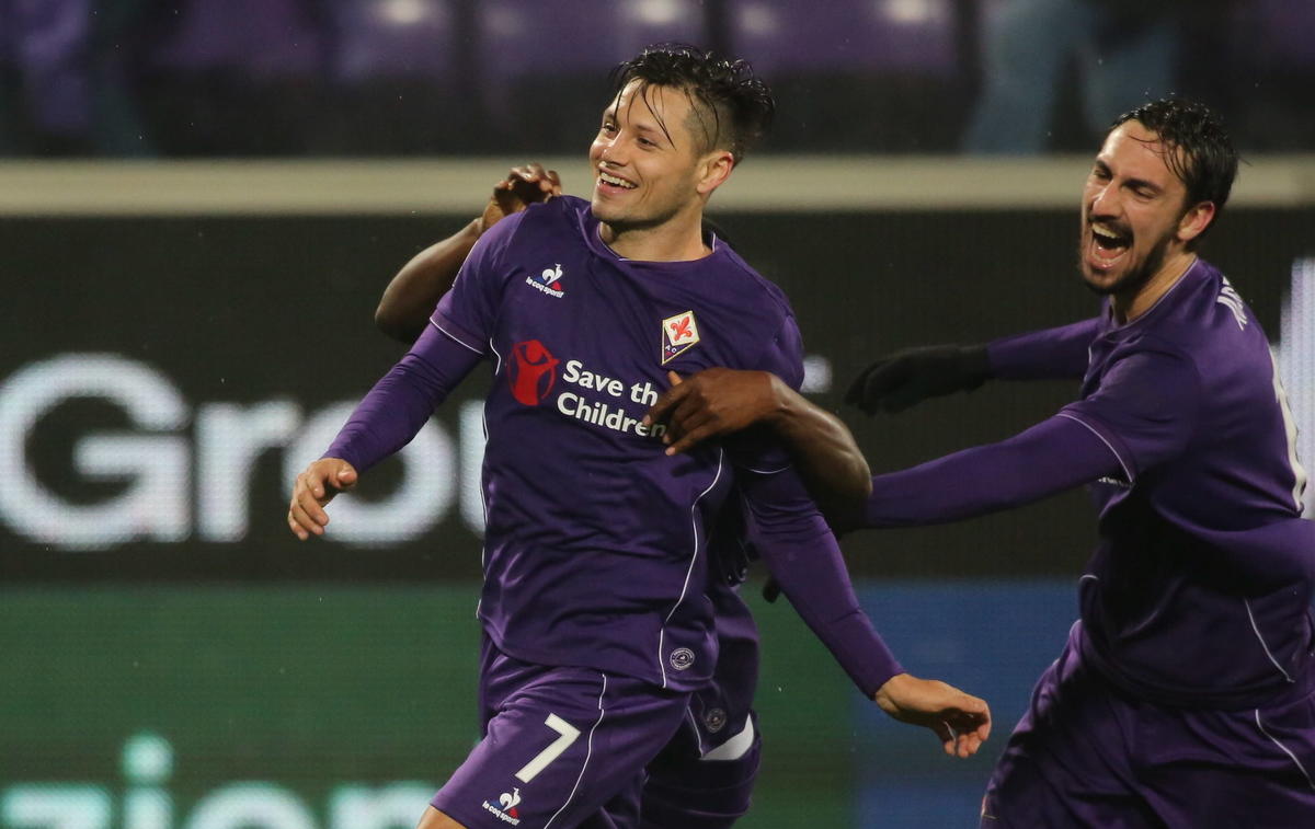 Serie A Fiorentina, Zarate: «Tifosi delusi? Noi nuovi siamo forti»