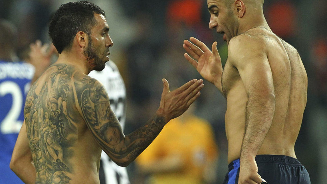 <p>Il tatuaggio entra nel paniere Istat, lo strumento che calcola l'inflazione sulla base dei beni più amati dagli italiani. Quella per i tattoo è una passione da sempre condivisa da moltissimi calciatori, come il brasiliano del Napoli</p>
