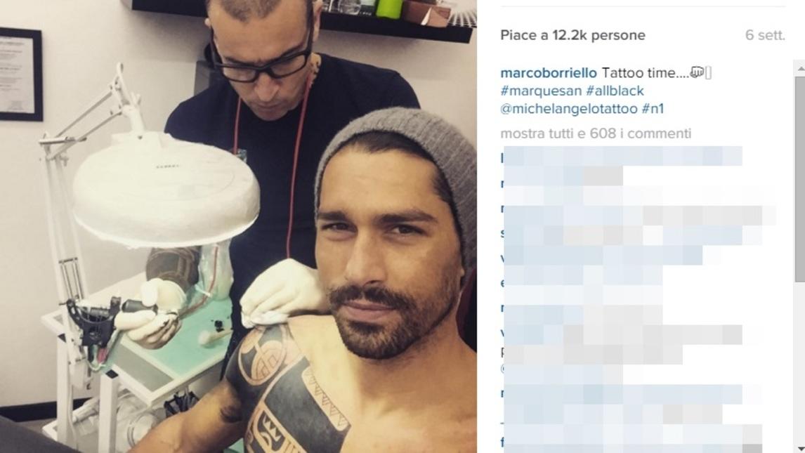 <p>Il tatuaggio entra nel paniere Istat, lo strumento che calcola l'inflazione sulla base dei beni più amati dagli italiani. Quella per i tattoo è una passione da sempre condivisa da moltissimi calciatori, come il brasiliano del Napoli</p>
