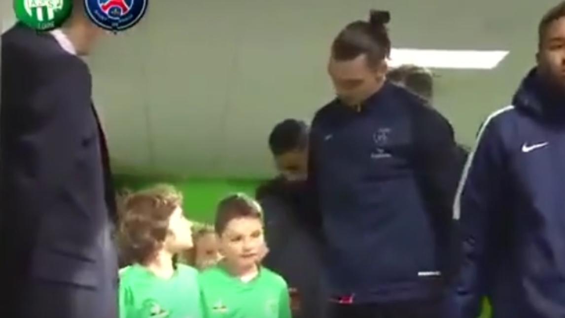Ibrahimovic fa giustizia contro il nonno furbetto e il bimbo torna al suo posto