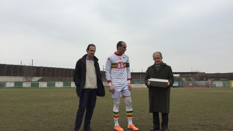 Serie D - La Pro Settimo Eureka festeggia il capitano Gaudio Pucci