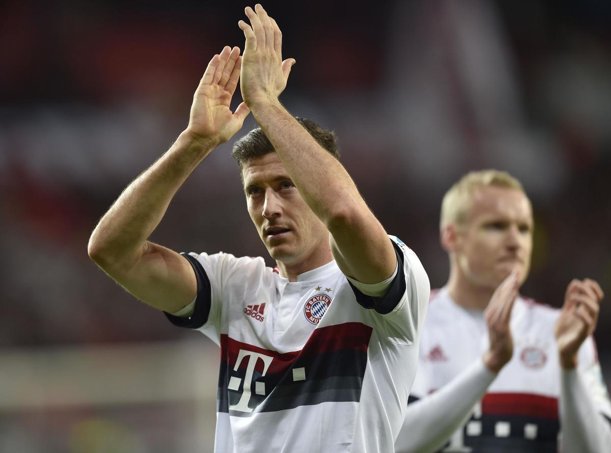 Calciomercato, l'agente di Lewandowski: «Contatto con il Real Madrid»