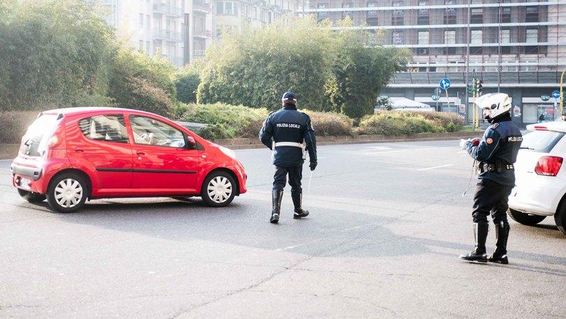 Guida senza patente? Non è più reato
