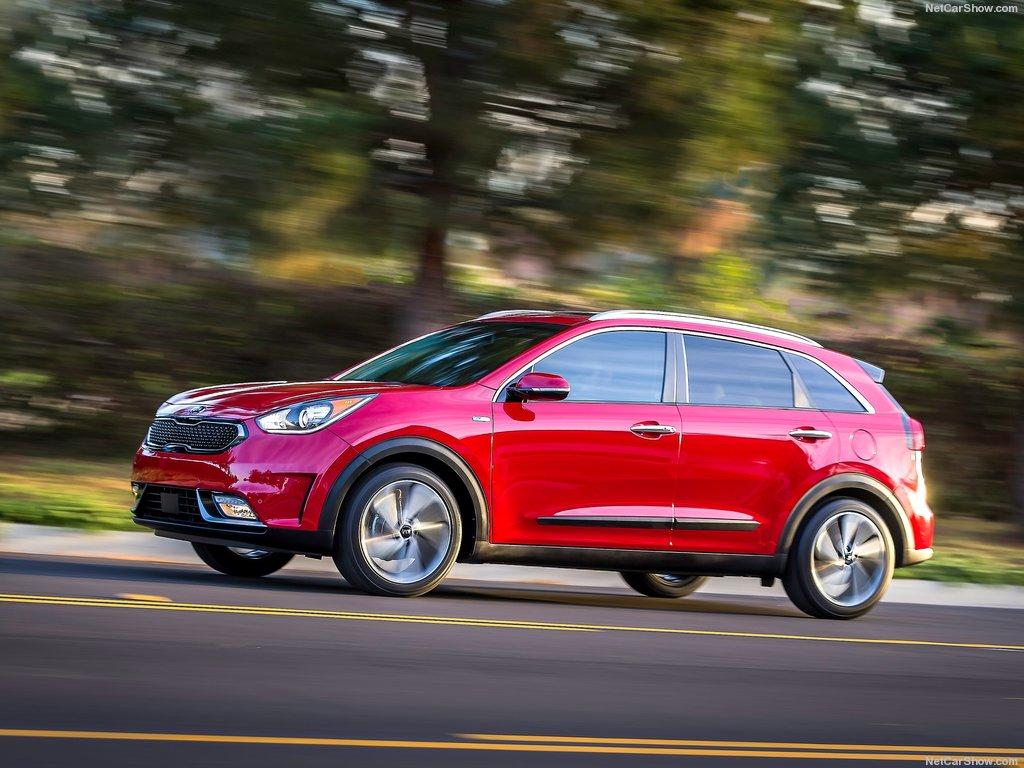 Kia Niro, svelato l'HUV ibrido: arriva a fine anno