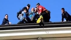 Sanremo, finto giornalista evita tentativo di suicidio