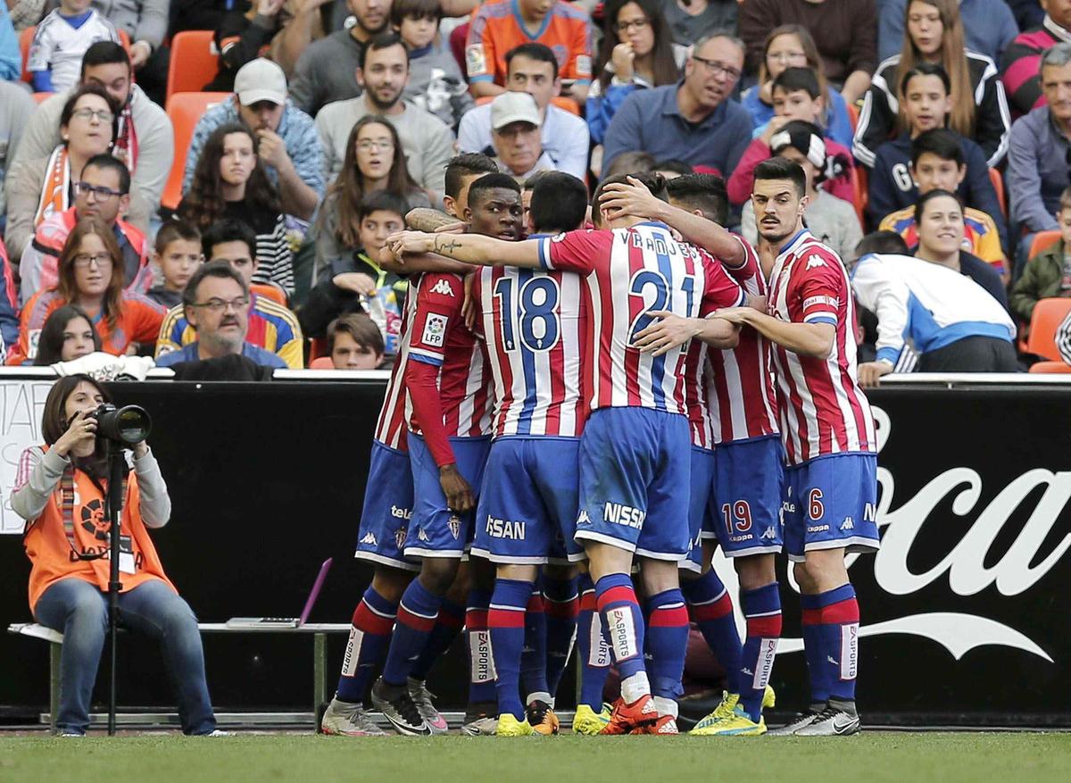 Liga, Sporting Gijon: a 17,00 l'impresa con il Barça
