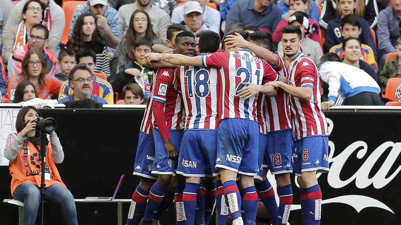 Liga, Sporting Gijon: a 17,00 l'impresa con il Barça