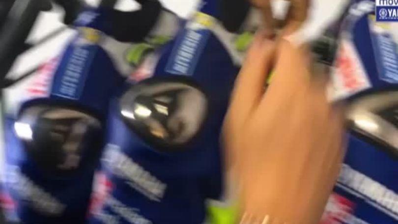 La Yamaha fa gli auguri a Valentino Rossi