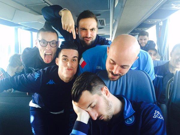 Napoli, Reina colpisce ancora: Valdifiori, che sonno!