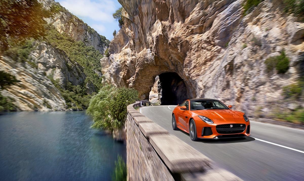 Jaguar: al via gli ordini della F-Type SVR