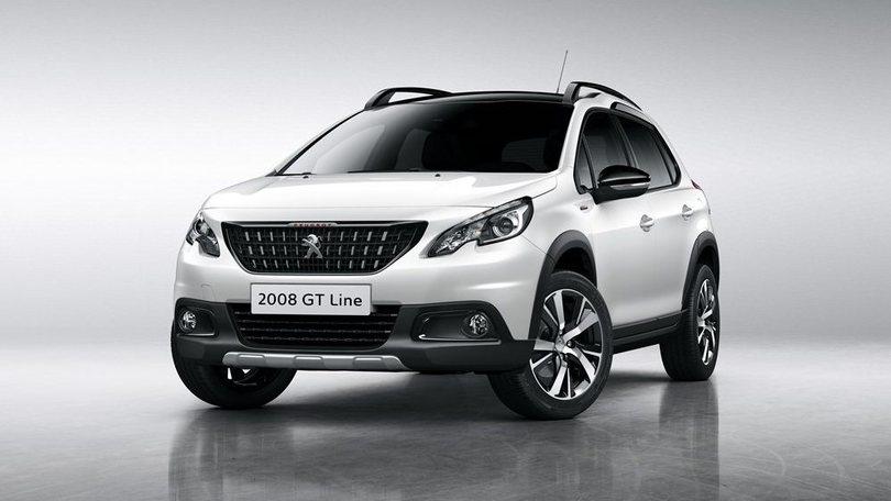 Peugeot 2008, il SUV compatto si rinnova
